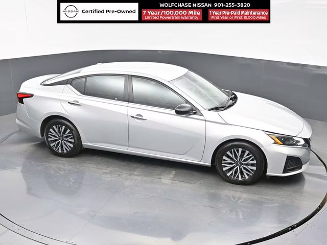 2025 Brilliant Silver Metallic Nissan Altima 2.5 SV FWD Sedan