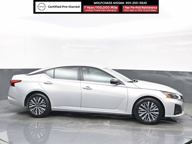2025 Brilliant Silver Metallic Nissan Altima 2.5 SV FWD Sedan
