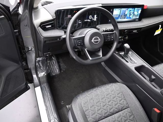 2026 Gun Metallic/Scarlet Ember Tintcoat Nissan Kicks SV FWD SUV