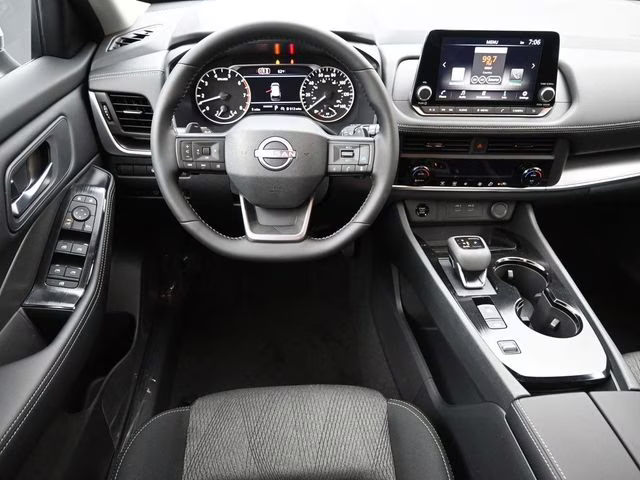 2026 Everest White Pearl Tricoat Nissan Rogue SV FWD SUV