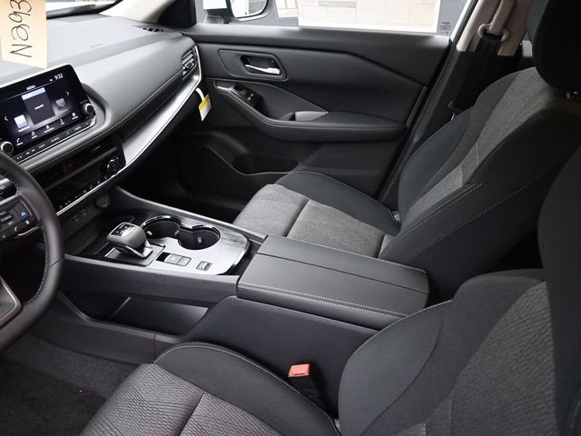 2026 Everest White Pearl Tricoat Nissan Rogue SV FWD SUV