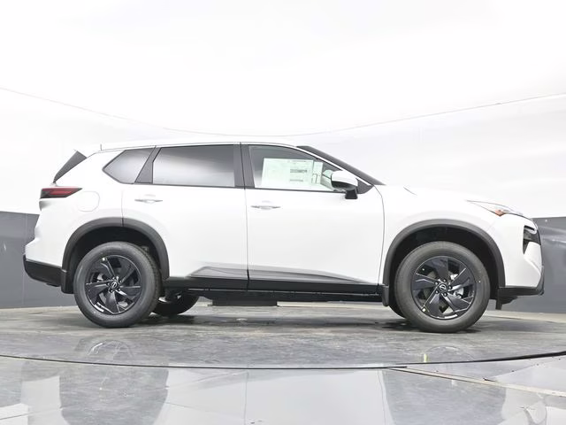 2026 Everest White Pearl Tricoat Nissan Rogue SV FWD SUV