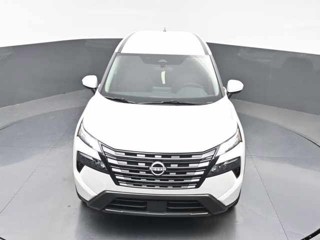 2026 Everest White Pearl Tricoat Nissan Rogue SV FWD SUV