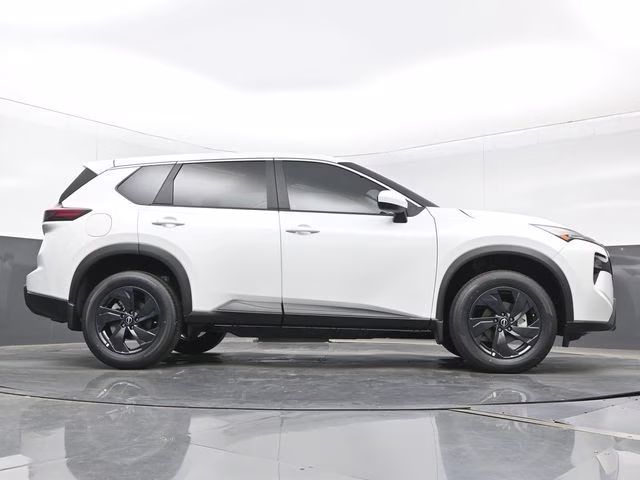 2026 Everest White Pearl Tricoat Nissan Rogue SV FWD SUV
