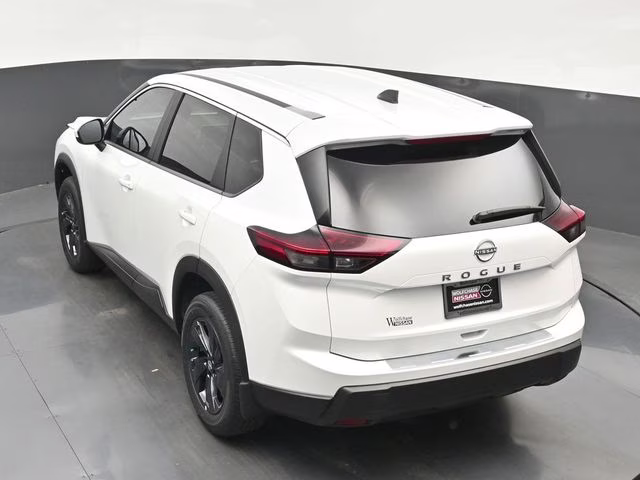 2026 Everest White Pearl Tricoat Nissan Rogue SV FWD SUV