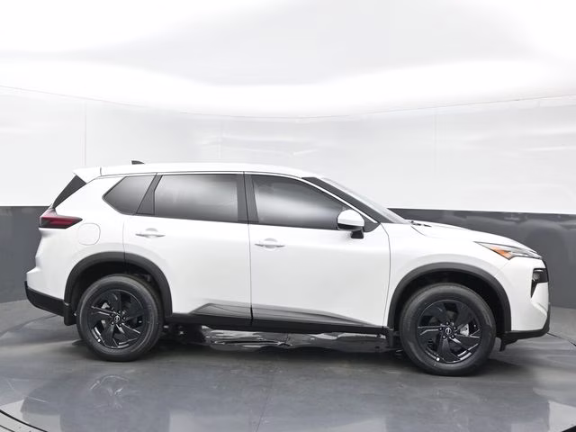 2026 Everest White Pearl Tricoat Nissan Rogue SV FWD SUV