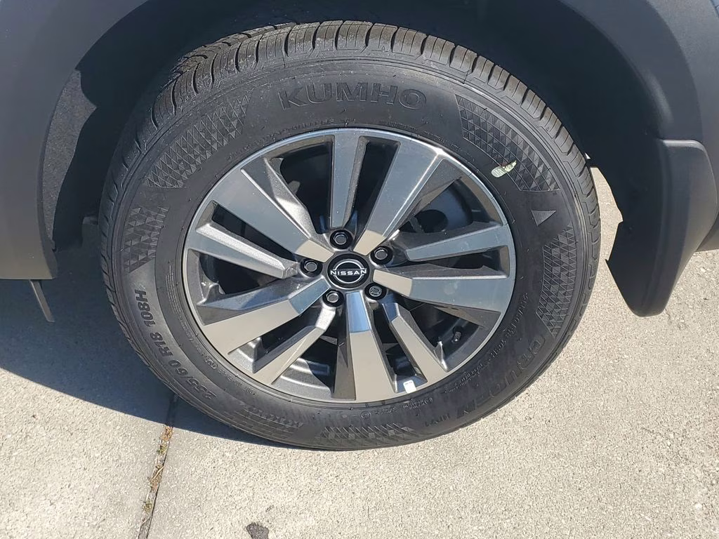 2026 Everest White Pearl Tricoat Nissan Pathfinder SL FWD SUV