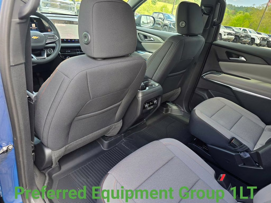 2026 Lakeshore Blue Metallic Chevrolet Traverse LT FWD SUV