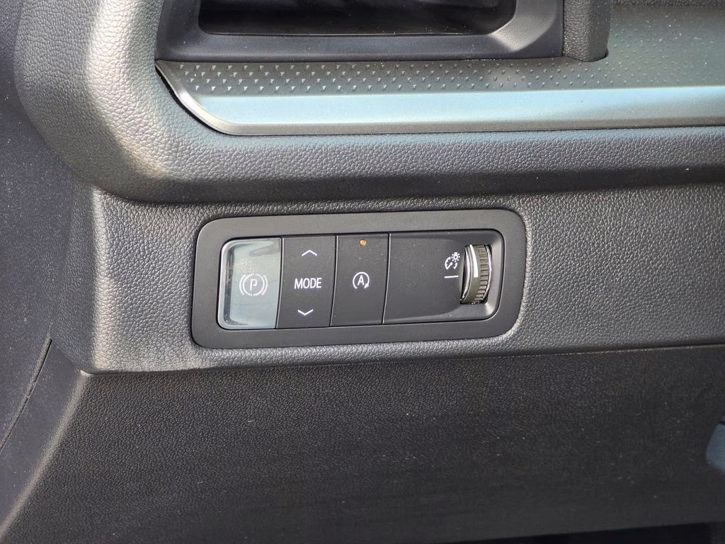 2026 Lakeshore Blue Metallic Chevrolet Traverse LT FWD SUV