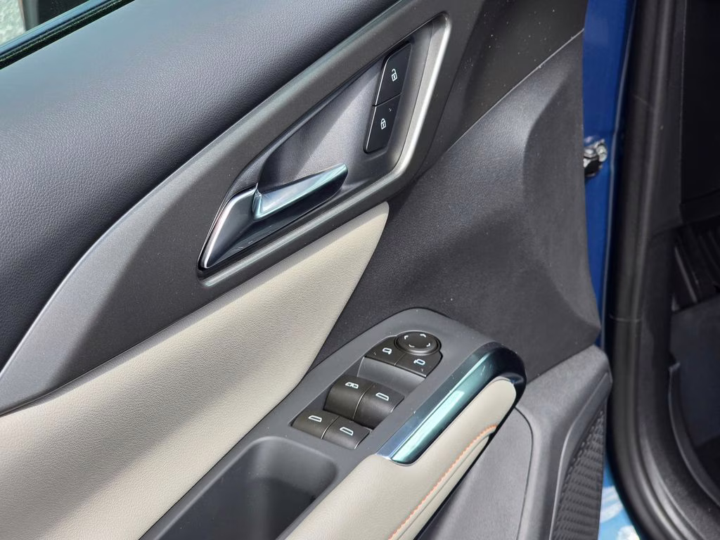 2026 Lakeshore Blue Metallic Chevrolet Traverse LT FWD SUV