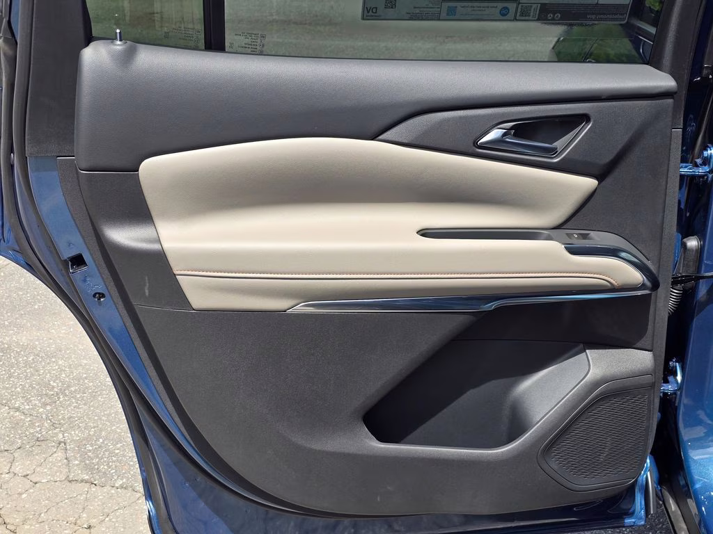 2026 Lakeshore Blue Metallic Chevrolet Traverse LT FWD SUV
