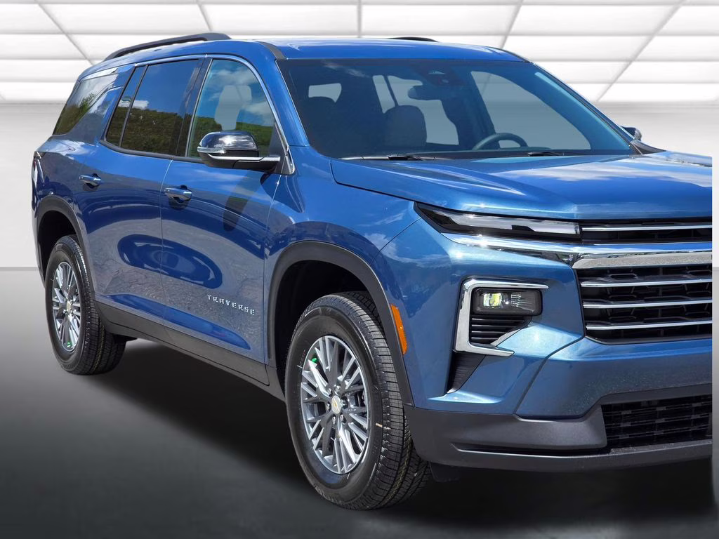 2026 Lakeshore Blue Metallic Chevrolet Traverse LT FWD SUV