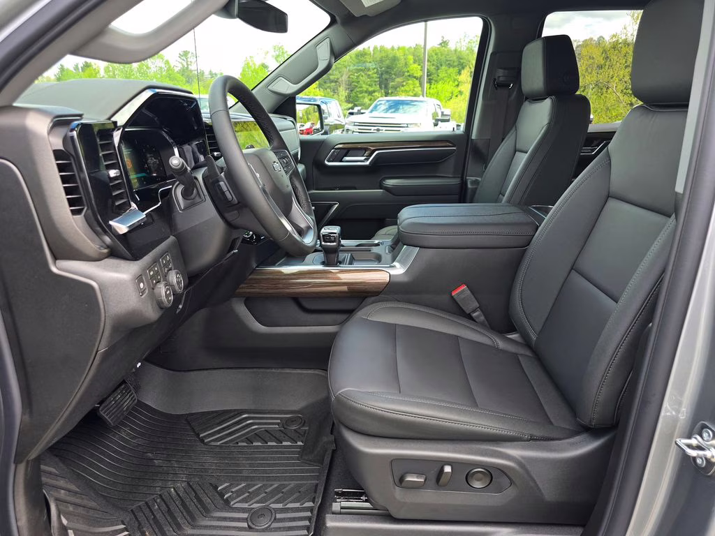 2026 Sterling Gray Metallic Chevrolet Silverado 1500 RST 4X4 Truck
