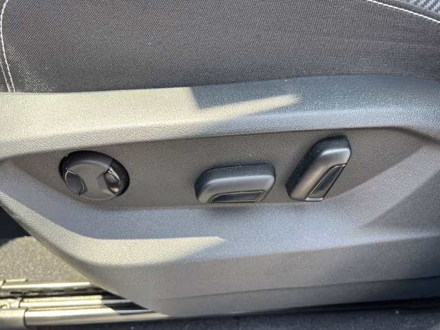 2024 Kingfisher Blue Metallic Volkswagen Atlas Cross Sport 2.0T SE w/Technology FWD SUV