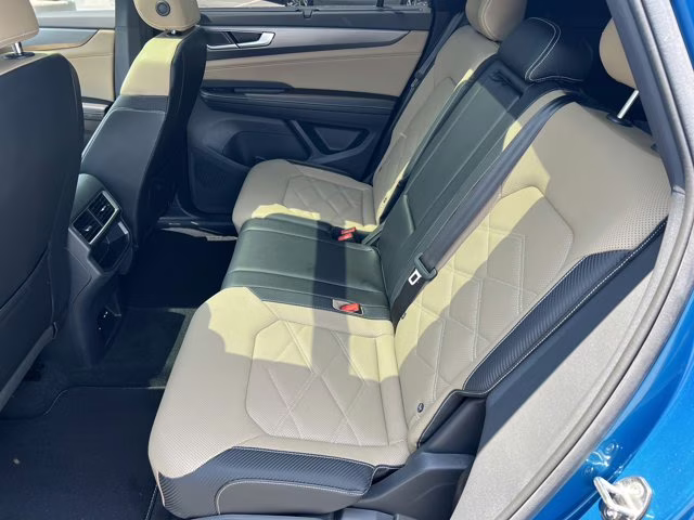 2024 Kingfisher Blue Metallic Volkswagen Atlas Cross Sport 2.0T SE w/Technology FWD SUV