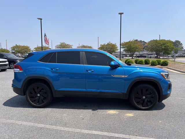 2024 Kingfisher Blue Metallic Volkswagen Atlas Cross Sport 2.0T SE w/Technology FWD SUV