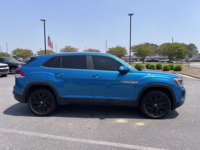 2024 Kingfisher Blue Metallic Volkswagen Atlas Cross Sport 2.0T SE w/Technology FWD SUV