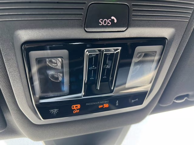 2024 Kingfisher Blue Metallic Volkswagen Atlas Cross Sport 2.0T SE w/Technology FWD SUV