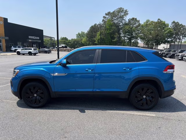 2024 Kingfisher Blue Metallic Volkswagen Atlas Cross Sport 2.0T SE w/Technology FWD SUV