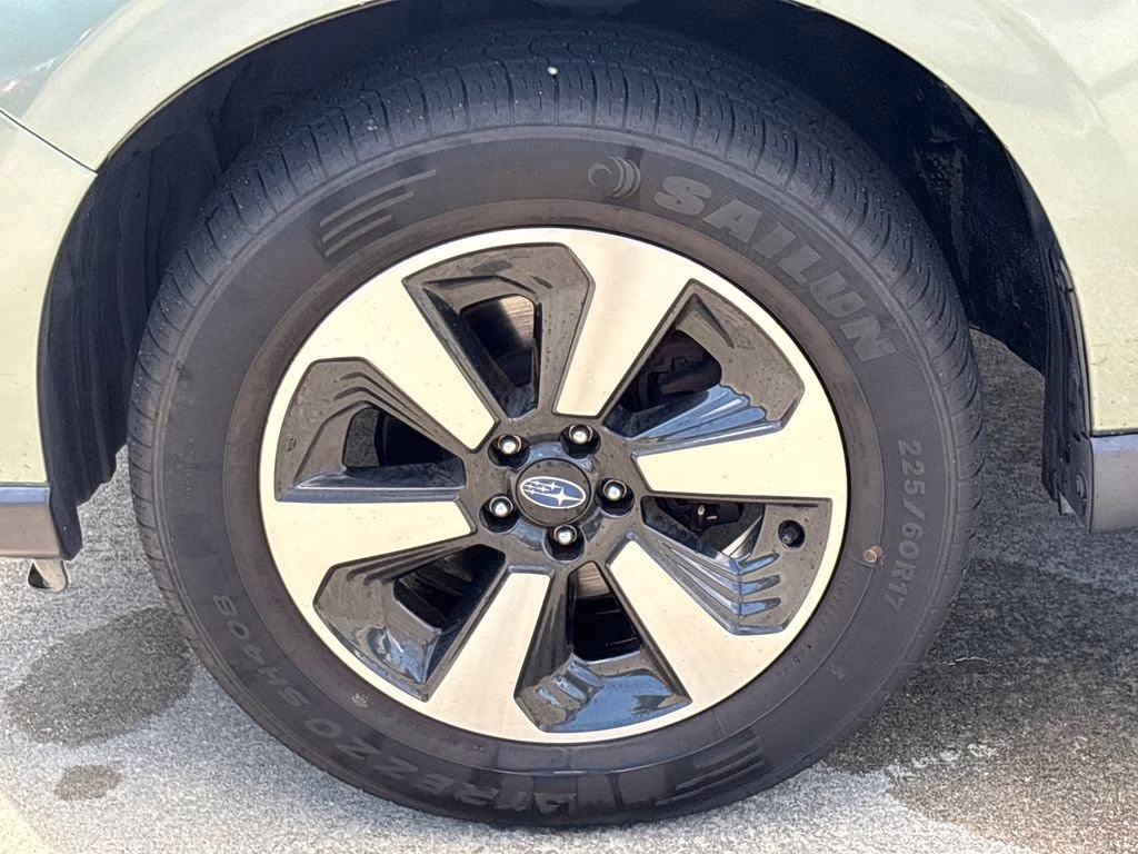 2018 Jasmine Green Metallic Subaru Forester 2.5i Premium AWD SUV