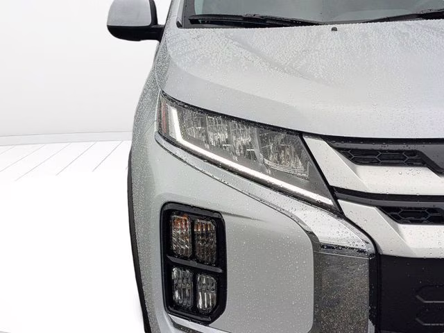 2026 White Diamond Mitsubishi Outlander Sport 2.0 ES 4X4 SUV