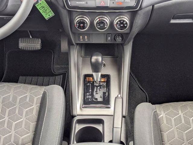 2026 Labrador Black Pearl Mitsubishi Outlander Sport 2.0 ES 4X4 SUV