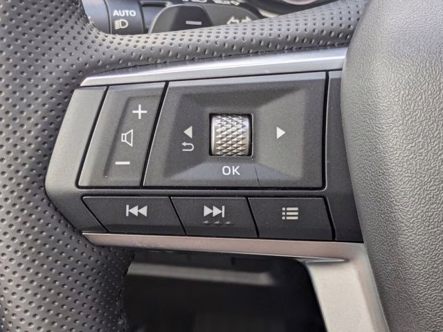 2026 White Diamond Mitsubishi Outlander SE FWD SUV