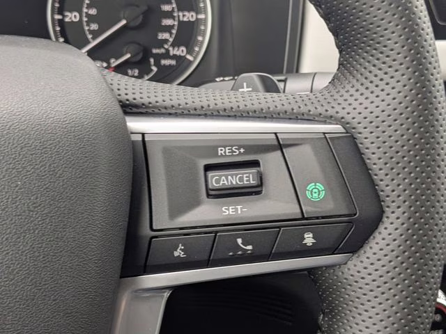 2026 White Diamond Mitsubishi Outlander SE FWD SUV