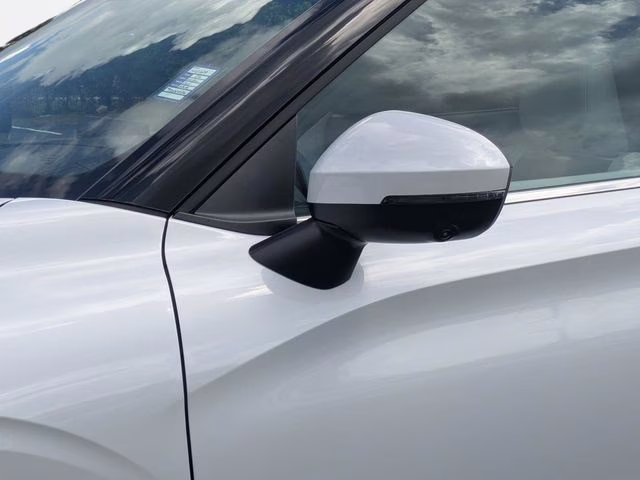 2026 White Diamond Mitsubishi Outlander SE FWD SUV