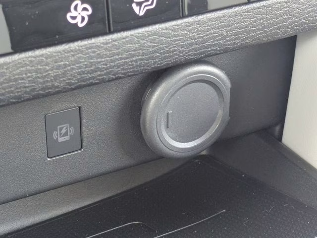 2026 White Diamond Mitsubishi Outlander SE FWD SUV