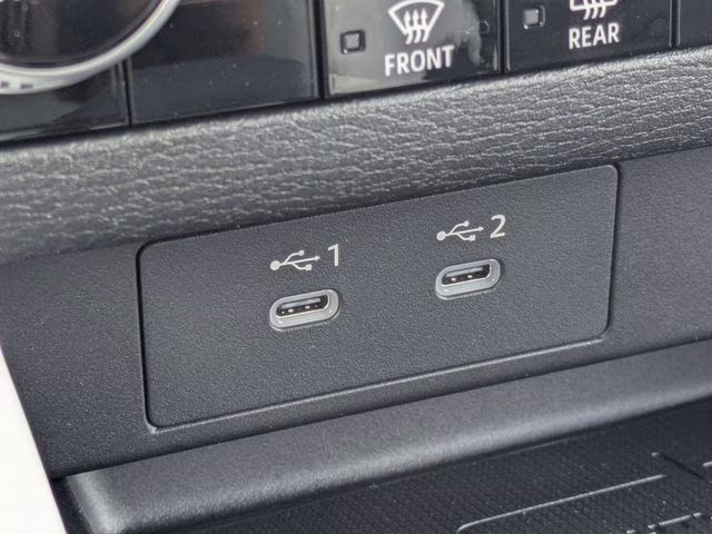 2026 White Diamond Mitsubishi Outlander SE FWD SUV