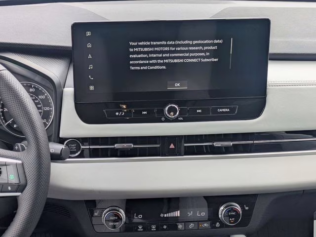 2026 Cosmic Blue Metallic Mitsubishi Outlander SE FWD SUV