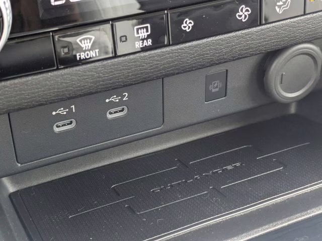 2026 Cosmic Blue Metallic Mitsubishi Outlander SE FWD SUV