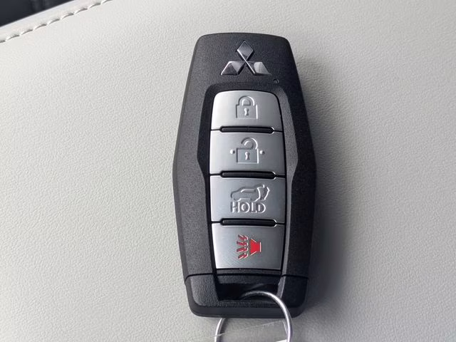 2026 Cosmic Blue Metallic Mitsubishi Outlander SE FWD SUV