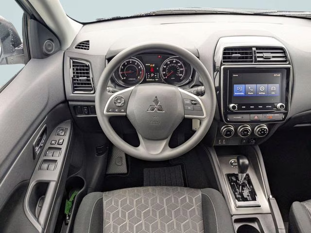 2026 White Diamond Mitsubishi Outlander Sport 2.0 ES 4X4 SUV