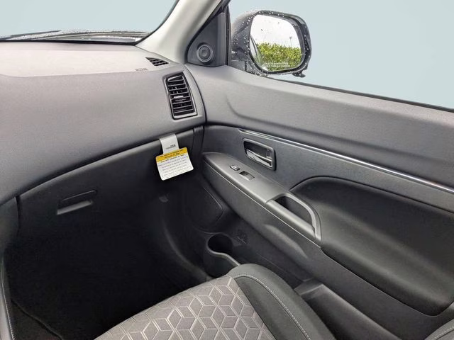 2026 White Diamond Mitsubishi Outlander Sport 2.0 ES 4X4 SUV