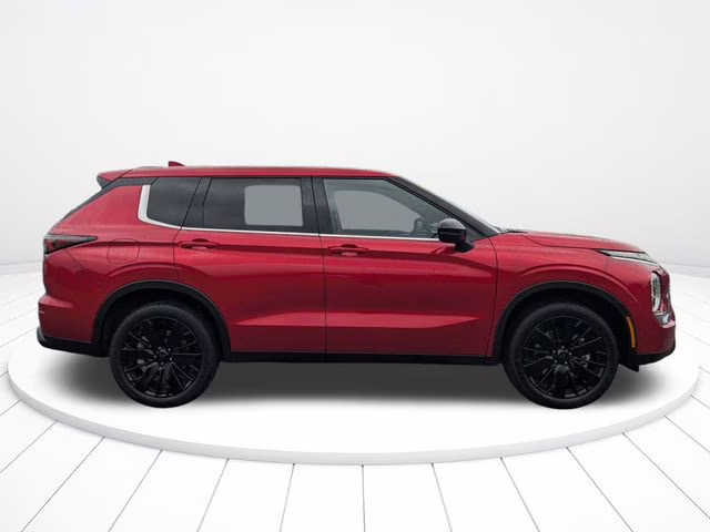 2026 Red Diamond Mitsubishi Outlander LE FWD SUV