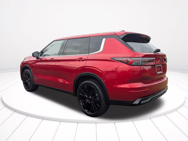 2026 Red Diamond Mitsubishi Outlander LE FWD SUV