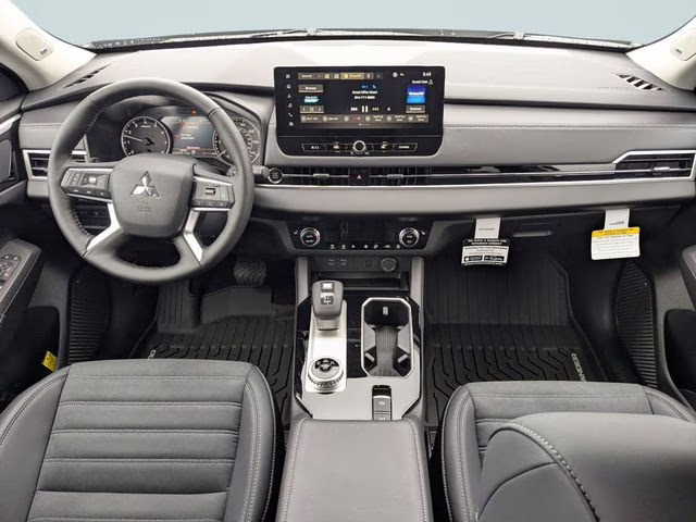 2026 Alloy Silver Metallic Mitsubishi Outlander SE FWD SUV