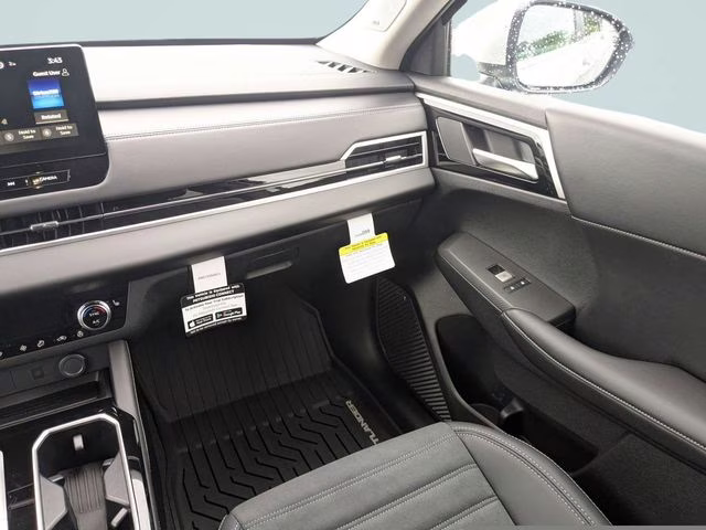 2026 Alloy Silver Metallic Mitsubishi Outlander SE FWD SUV