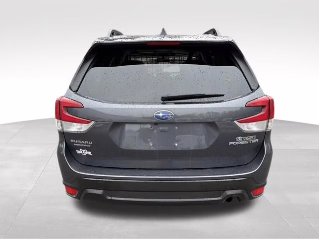 2024 Gray Metallic Subaru Forester Premium AWD SUV