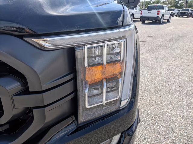 2023 Black Metallic Ford F-150 XLT 4X4 Truck