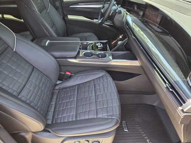 2026 Argent Silver Metallic Cadillac Escalade V-Series AWD SUV