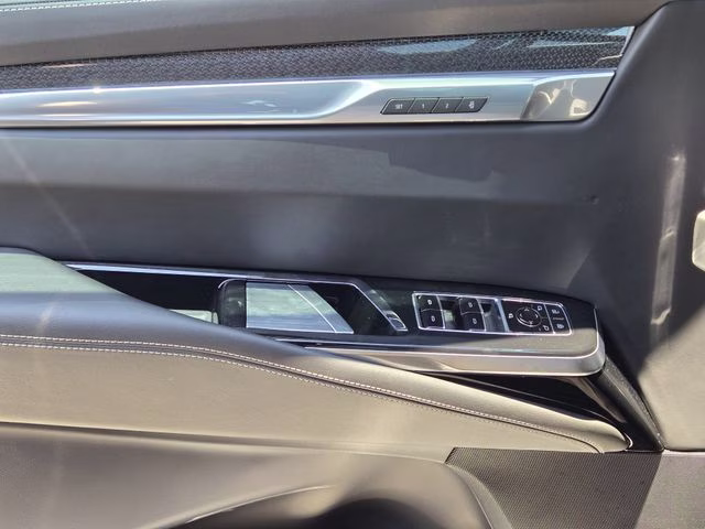 2026 Argent Silver Metallic Cadillac Escalade V-Series AWD SUV