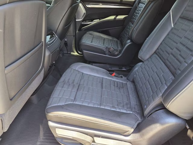 2026 Argent Silver Metallic Cadillac Escalade V-Series AWD SUV