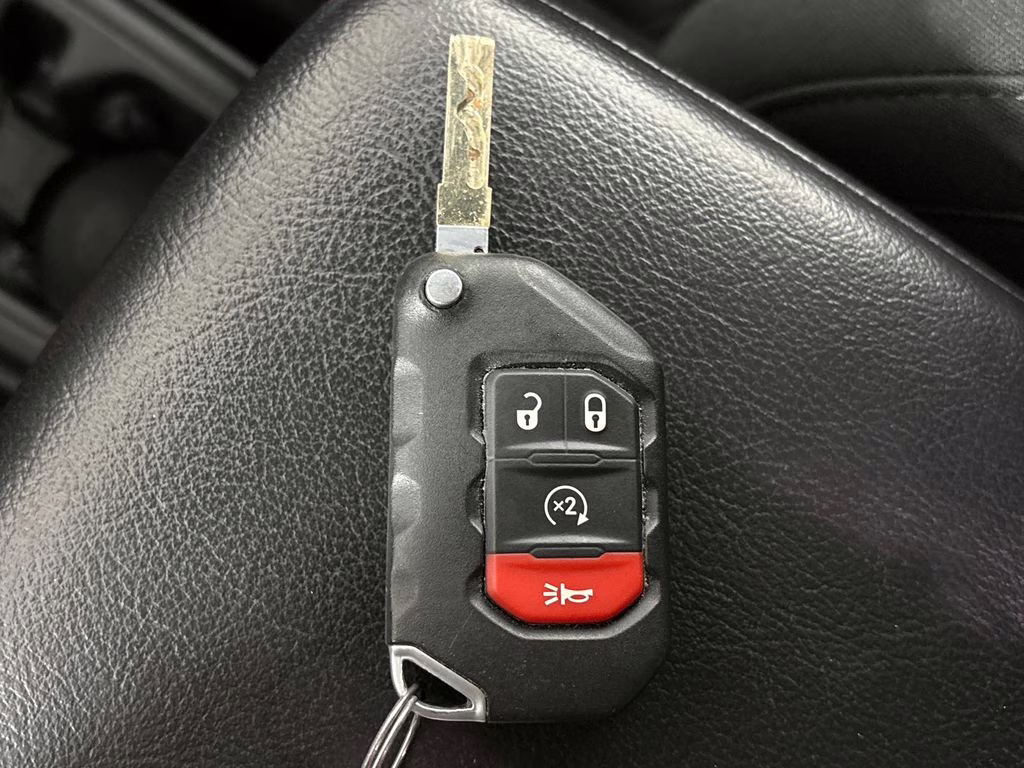 2018 Sting-Gray Clearcoat Jeep Wrangler Sport S 4X4 SUV