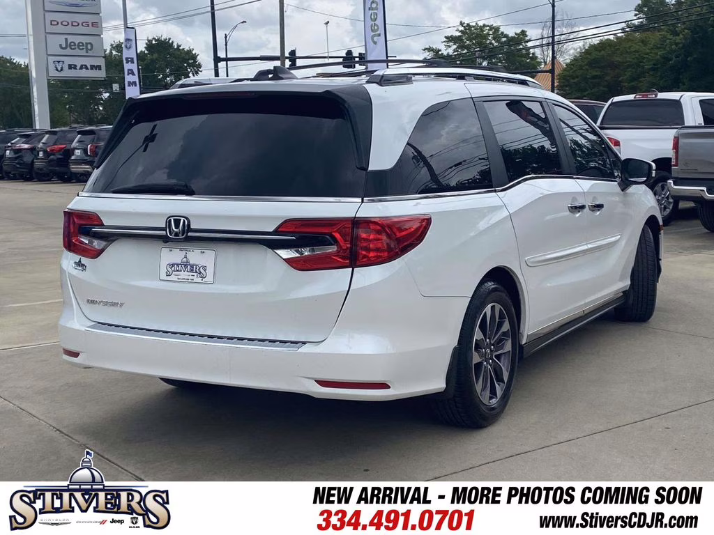2022 Platinum White Pearl Honda Odyssey EX-L FWD Van