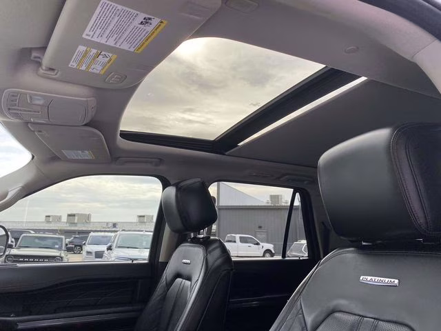 2021 Magnetic Metallic Ford Expedition Max Platinum 4X4 SUV