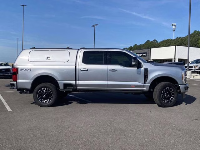 2024 Iconic Silver Metallic Ford Super Duty F-250 SRW Lariat 4X4 Truck