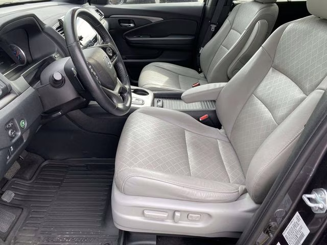 2021 Modern Steel Metallic Honda Passport EX-L FWD SUV